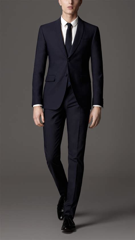 Burberry modern fit suit 